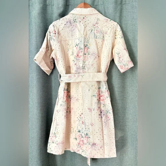 Beautiful Solitaire Floral Eyelet 95% Cotton Button Down Dress with Belt size S - Picture 2 of 7